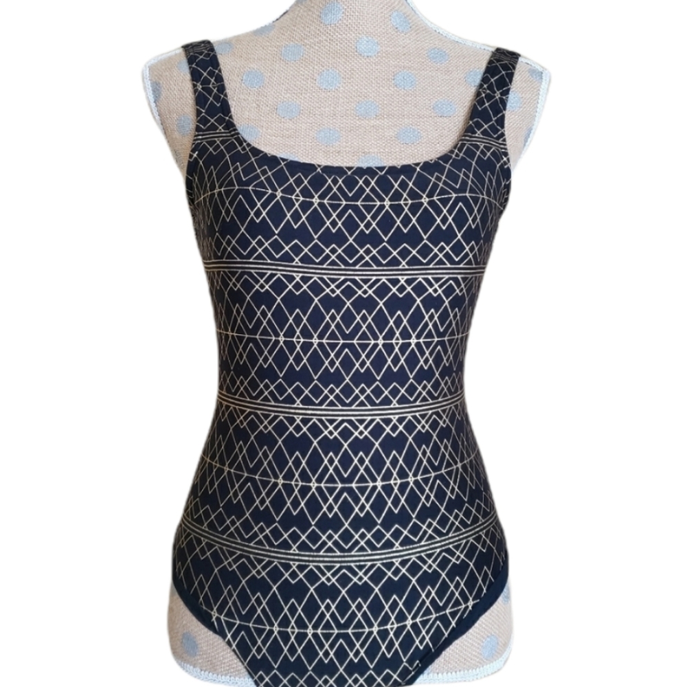 NWOT NipTuck Swim black gold geometric swim suit 4 - Picture 1 of 13